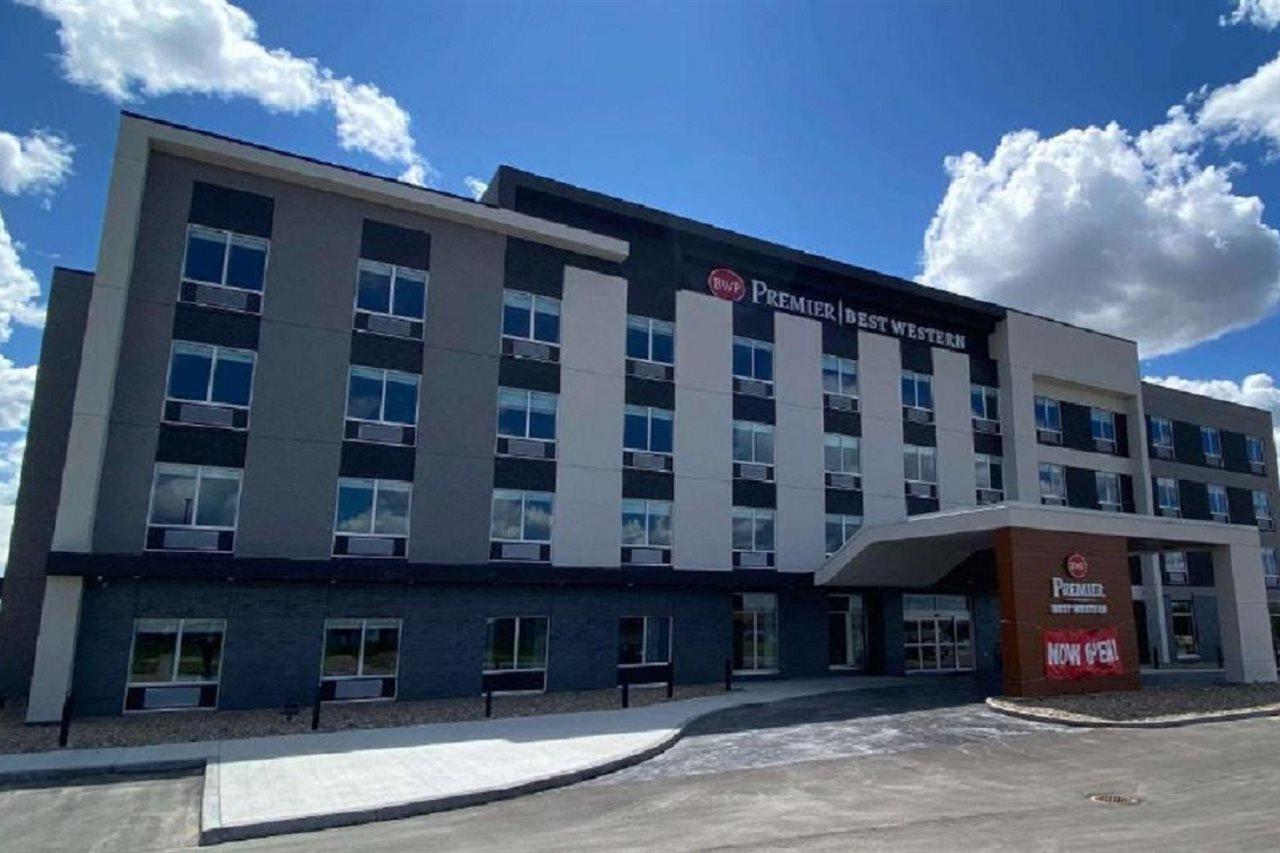 Best Western Premier Prince Albert Exterior photo