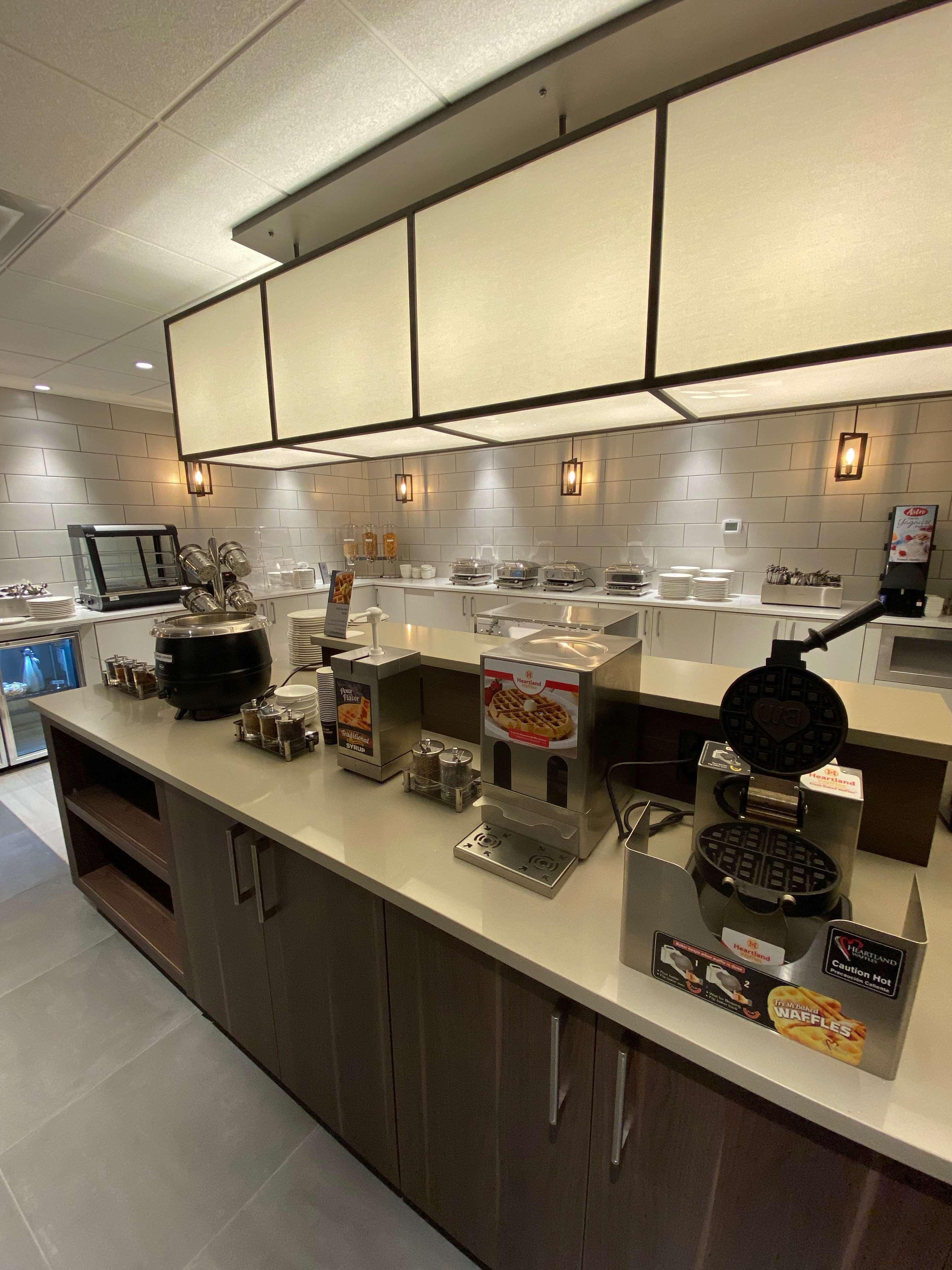 Best Western Premier Prince Albert Exterior photo