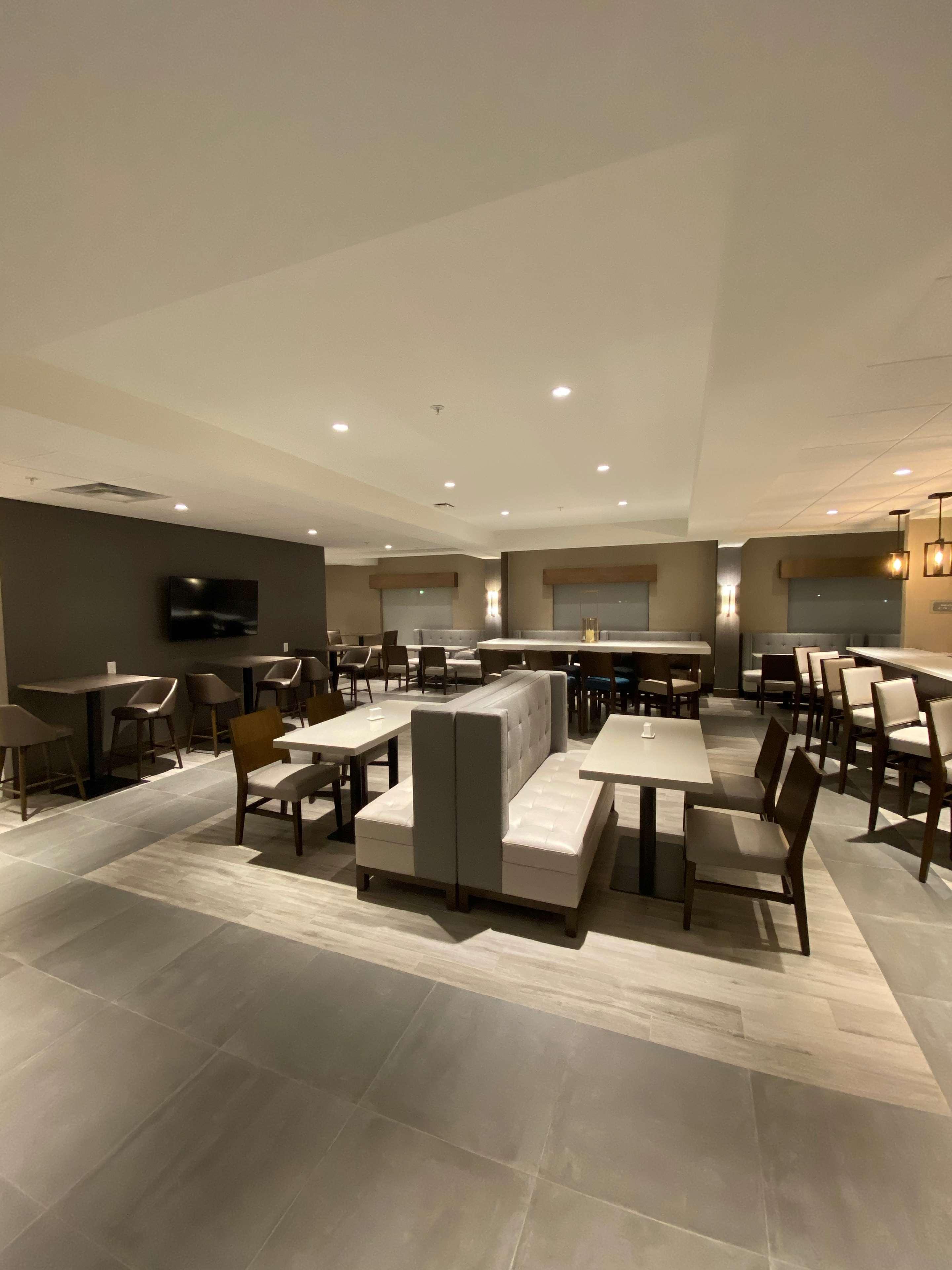 Best Western Premier Prince Albert Exterior photo