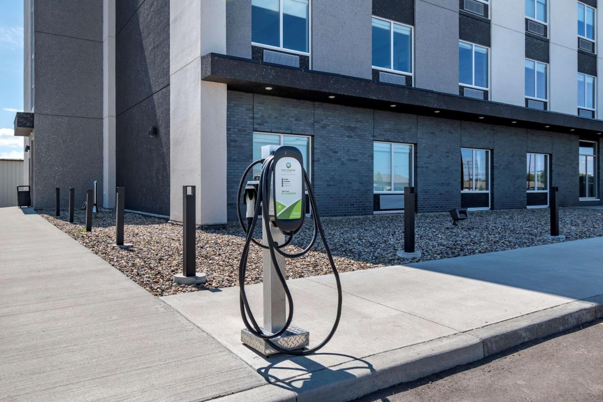 Best Western Premier Prince Albert Exterior photo